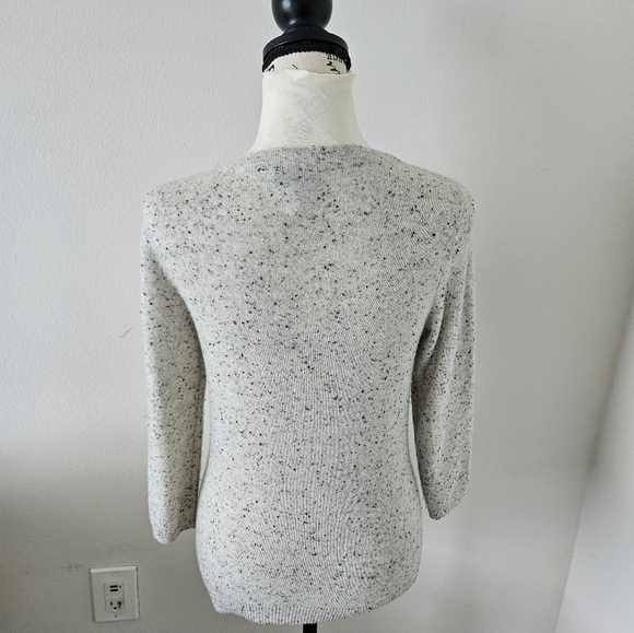 🔥TALBOTS 100% cashmere gray sweater size SX 🔥 - Picture 5 of 8